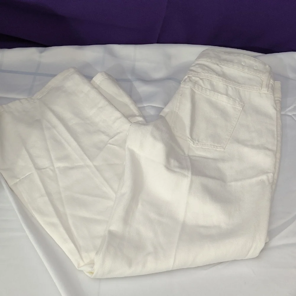 CAbi Cream Denim Jeans NWOT - Picture 1 of 5